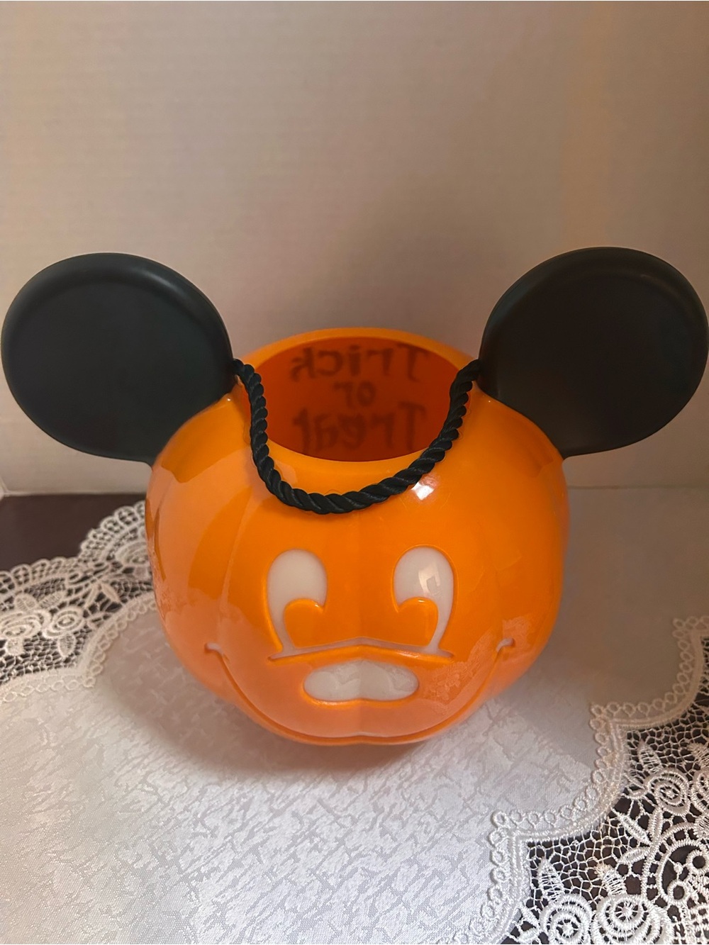 Disney MICKEY MOUSE -Halloween Light Up Trick Or Treat Bucket WORKS